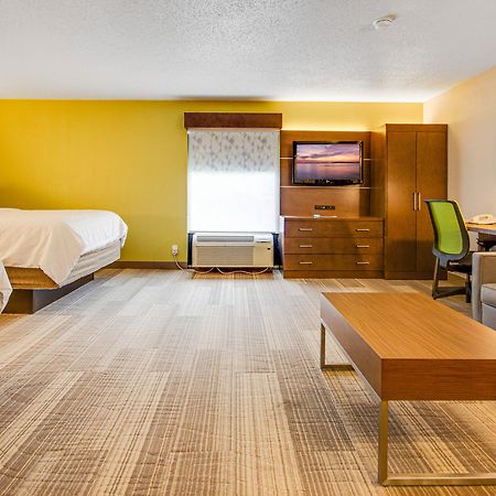 Holiday Inn Express Dublin By Ihg Exterior photo